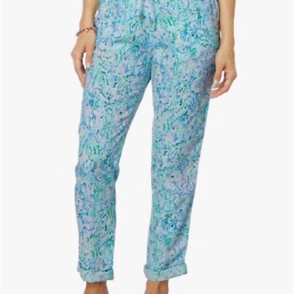 Lilly Pulitzer NWT Taron Linen Blue and Green Floral Print Pants - Picture 1 of 7